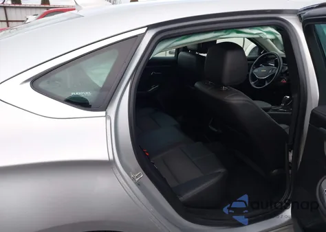 2017 Chevrolet Impala 1Lt z USA, uszkodzony, nr VIN 2G1105S39H9191792